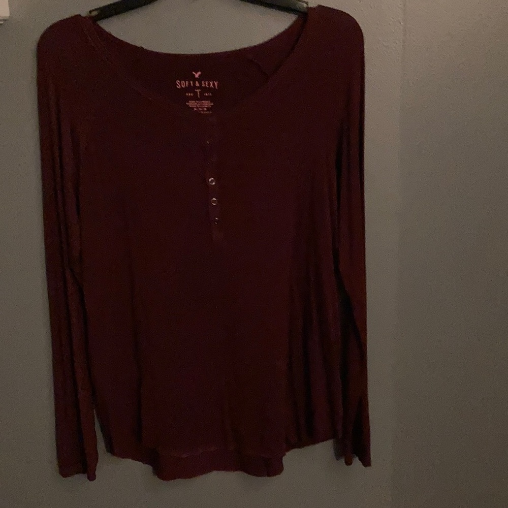 American Eagle long sleeve shirt